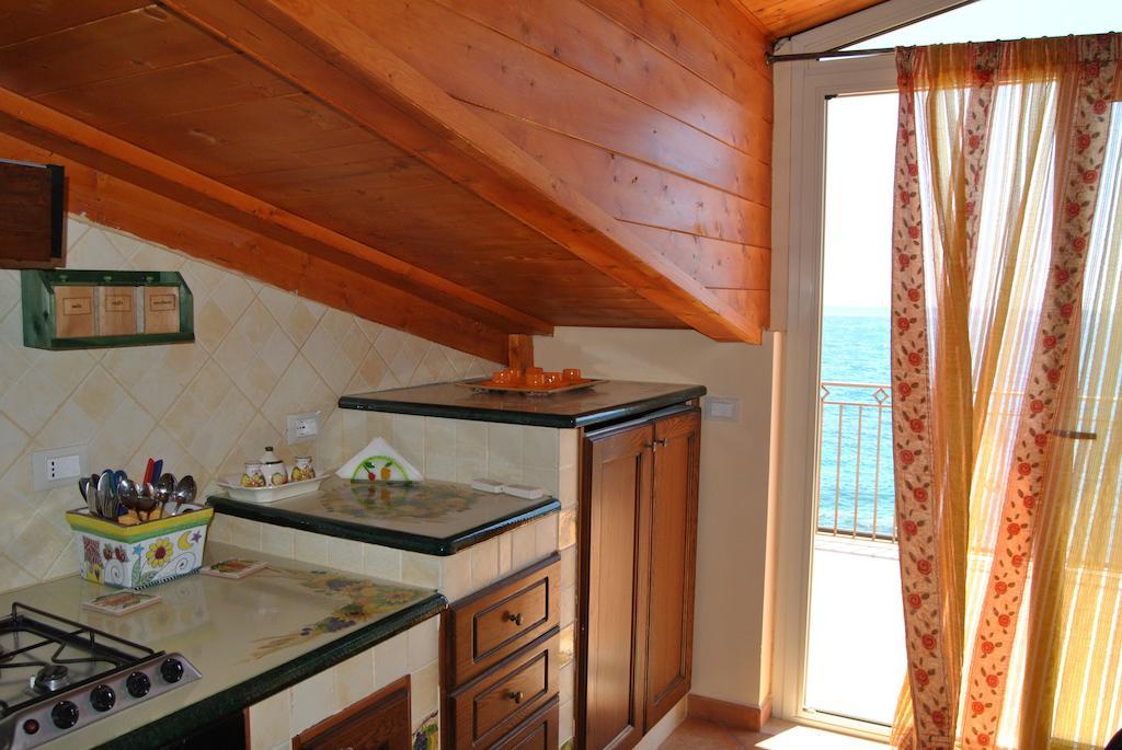 Aparthotel Fondaco Parrino Mare Letojanni